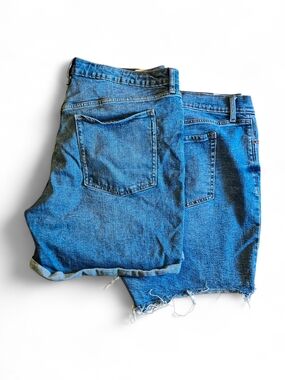 Old Navy x2 Size 20 Denim Shorts Bundle High Rise Stretch Rolled Cuff & Cutoff